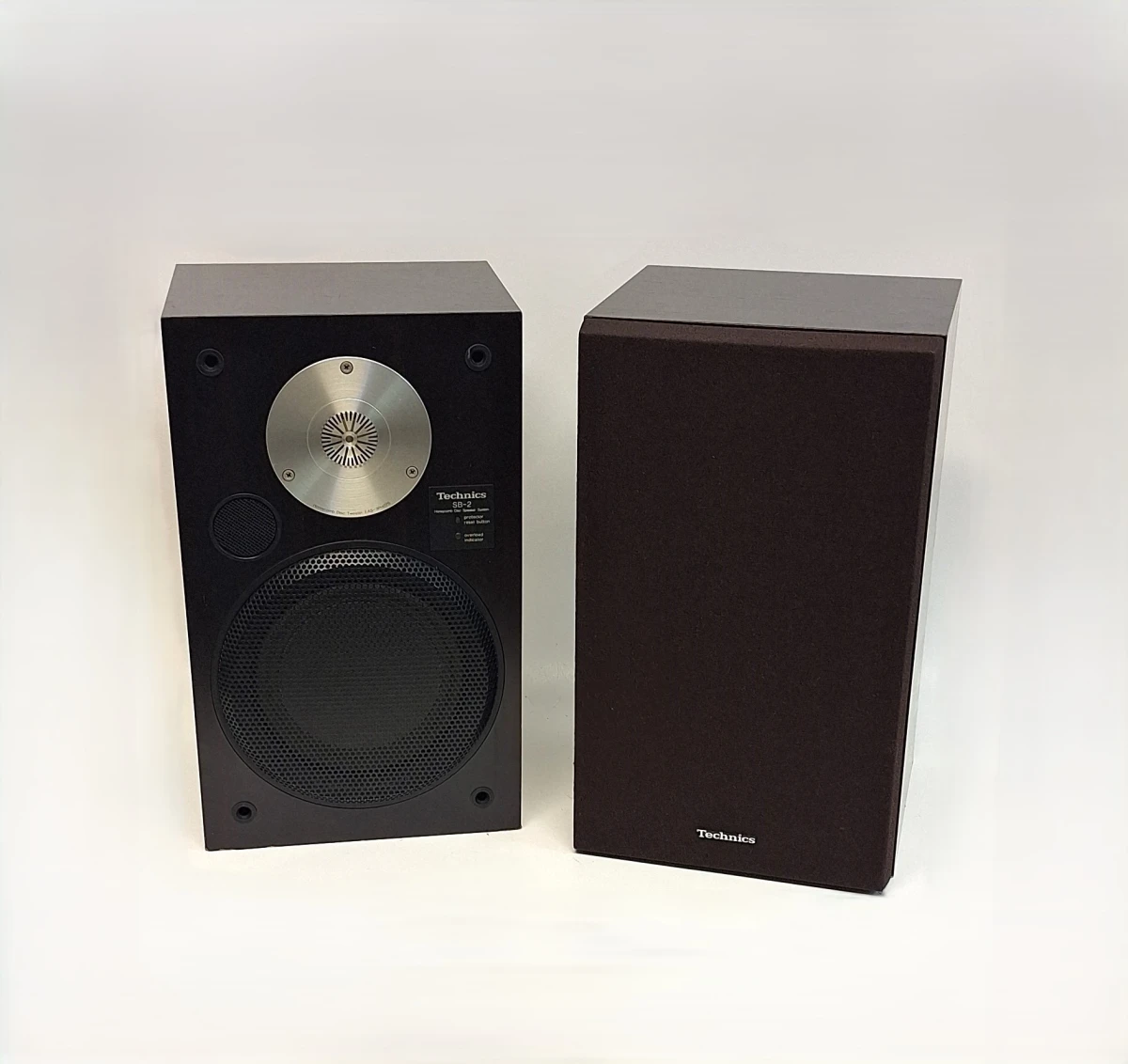 2 Technics SB luidsprekers
