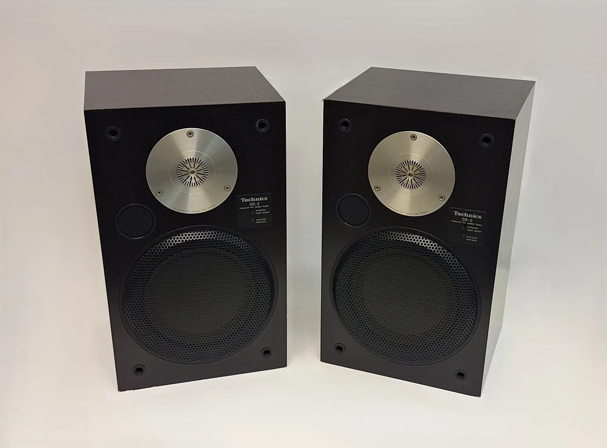 2 Technics SB luidsprekers