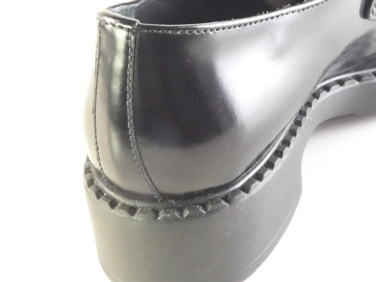 Prada, Zwarte leren dames schoenen met hak(Maat:40)