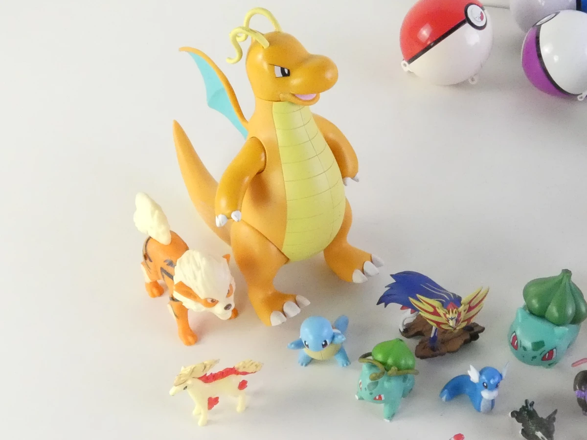Pokémon figuurtjes en accessoires(62 stuks)