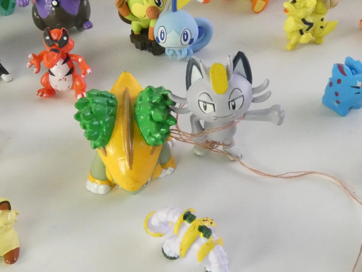 Pokémon figuurtjes en accessoires(62 stuks)