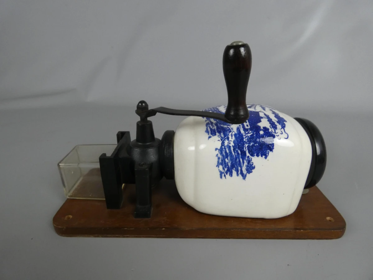 Vintage koffiemolen