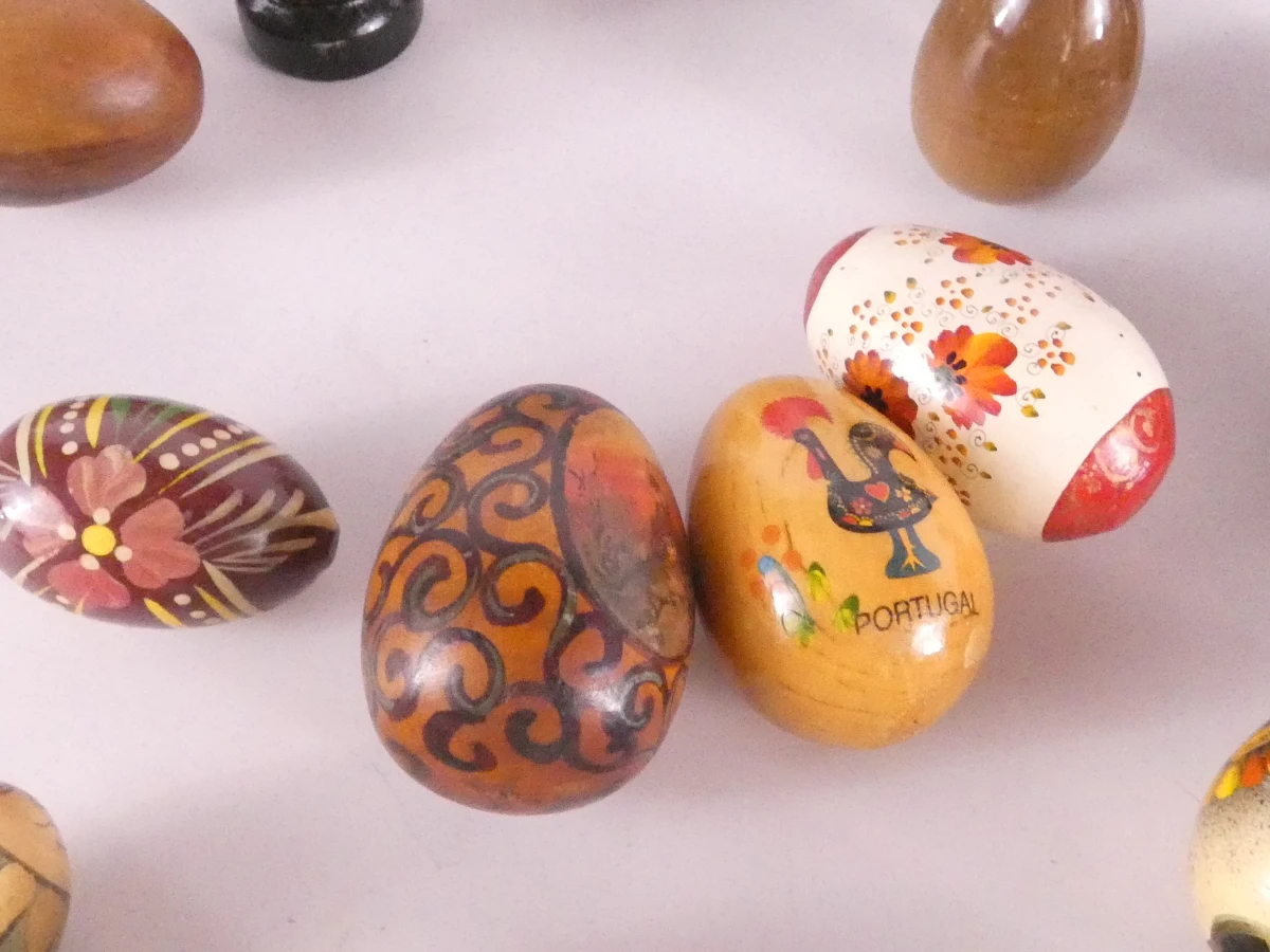 39 decoratieve eieren van diverse materialen en stijlen