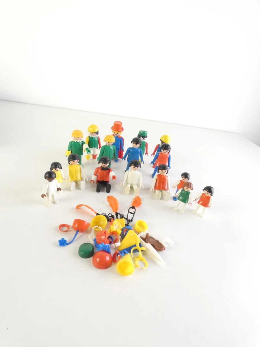 Playmobil figuren en accessoires in opbergkoffer