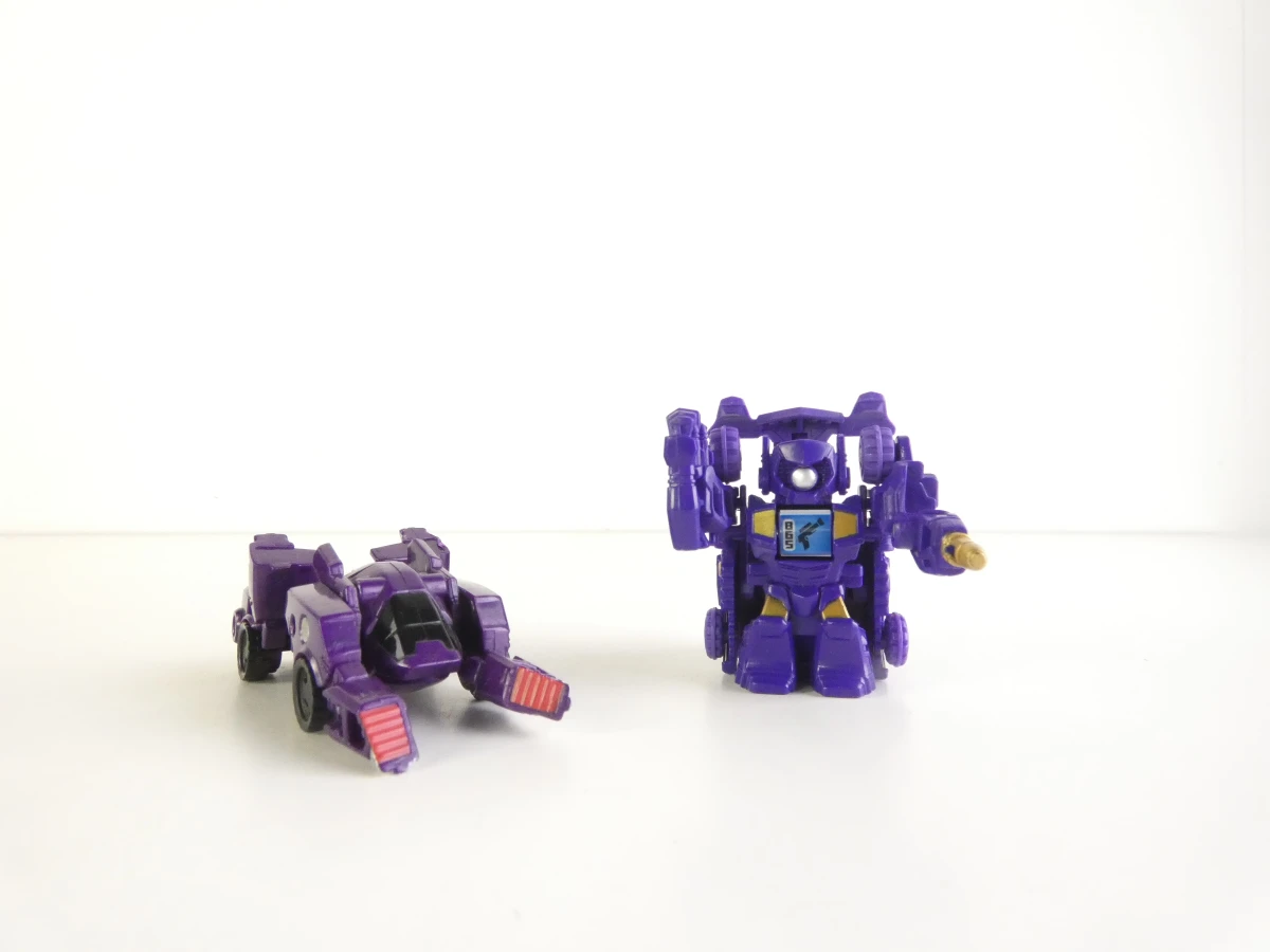 Set van 13 Transformers actiefiguren en voertuigen