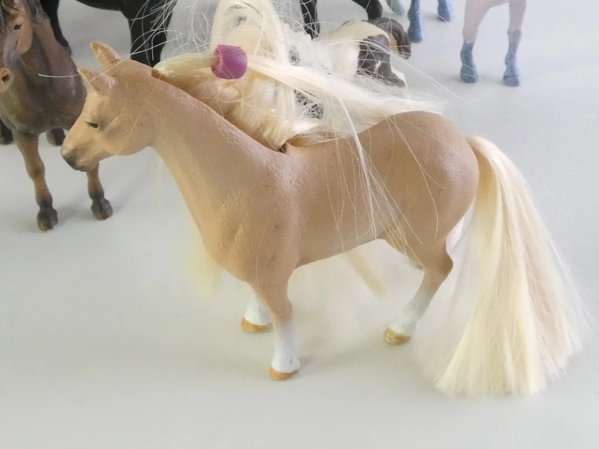 Set Schleich paardenfiguren met stal en accessoires