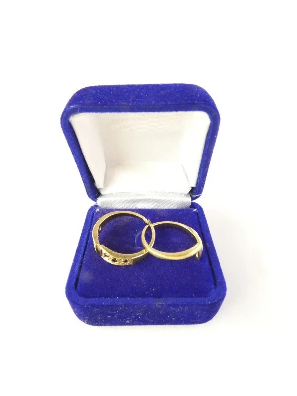 Vergulde 18 kt damespuzzelring