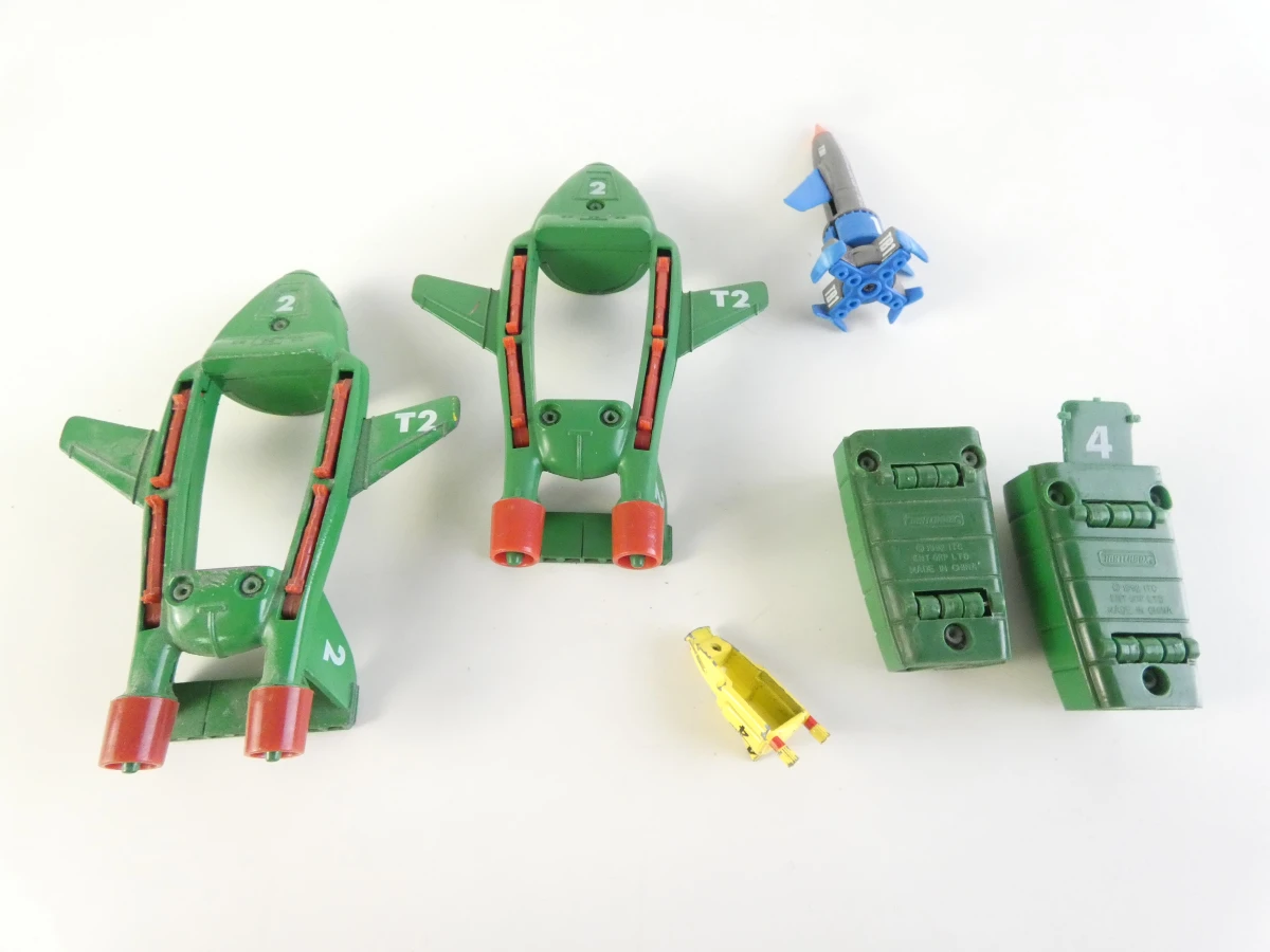 Matchbox Thunderbirds actiefiguren en voertuigen set