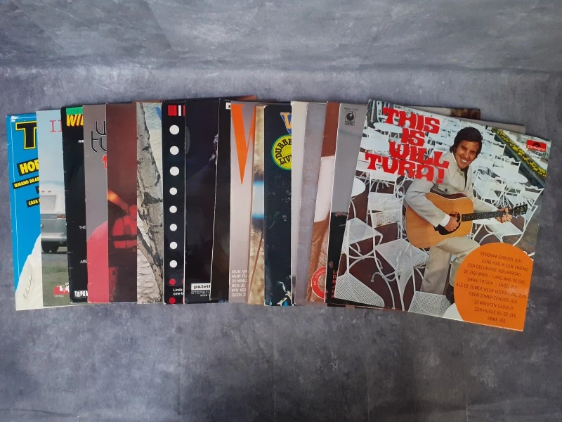 Vinyl: Lot van 17 Will Tura 45 rpm singles + Boekje Will Tura - Mijn privé foto-album
