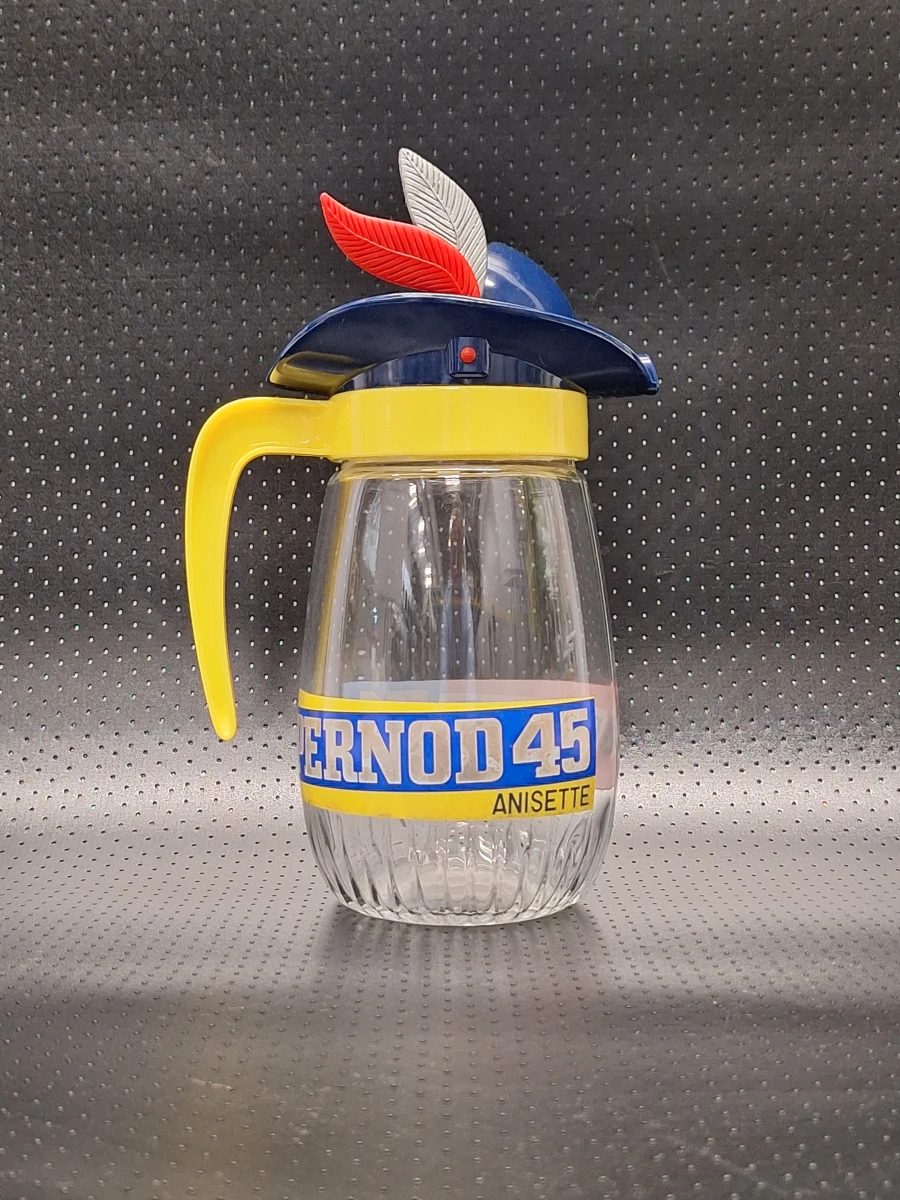 Iconische vintage Pernod 45 & Pastis 51 reclamekaraf