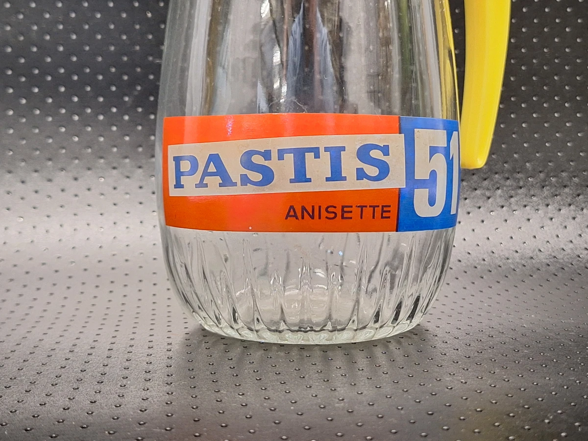Iconische vintage Pernod 45 & Pastis 51 reclamekaraf