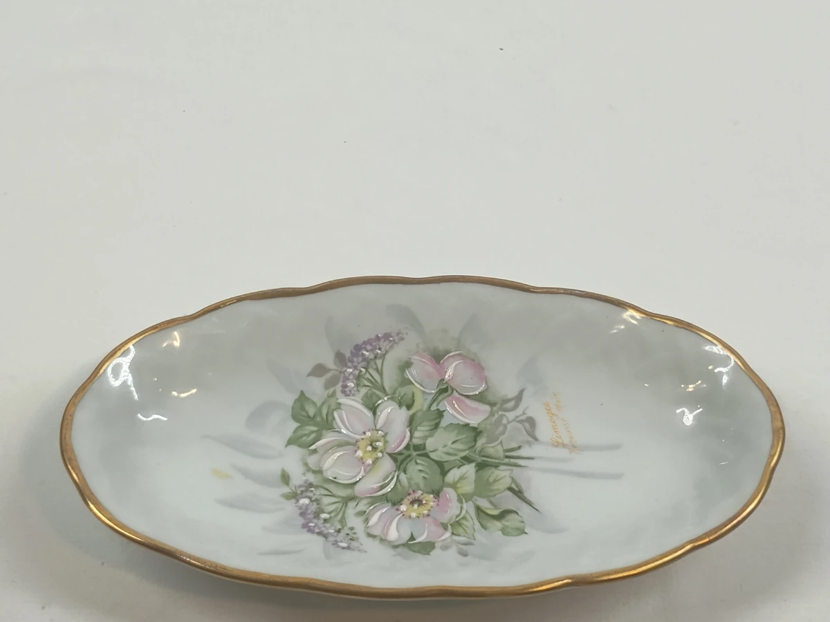 Porseleinen geschenk- en presentatieset 11-delig, deels 'Gilis' collectie