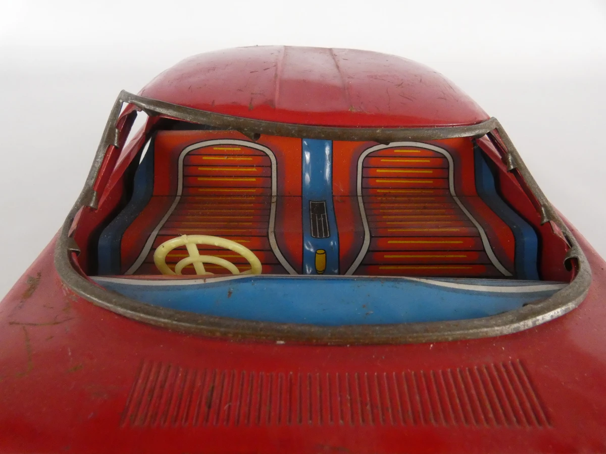 2 vintage metalen speelgoedauto's - Made in Japan
