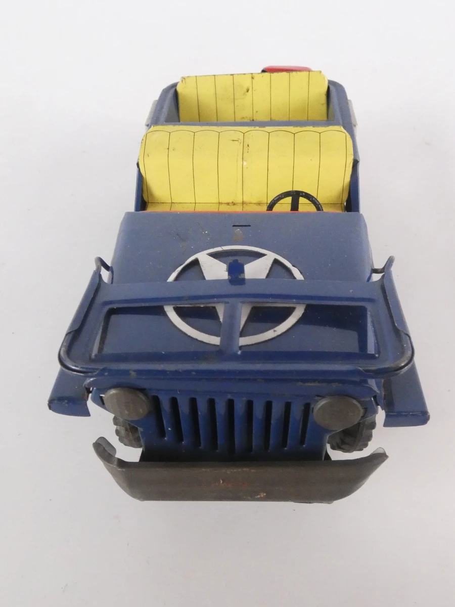2 vintage metalen speelgoedauto's - Made in Japan