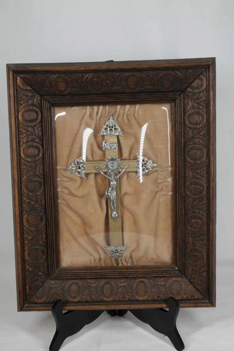 Houten lijst met kruisbeeld - foto 6