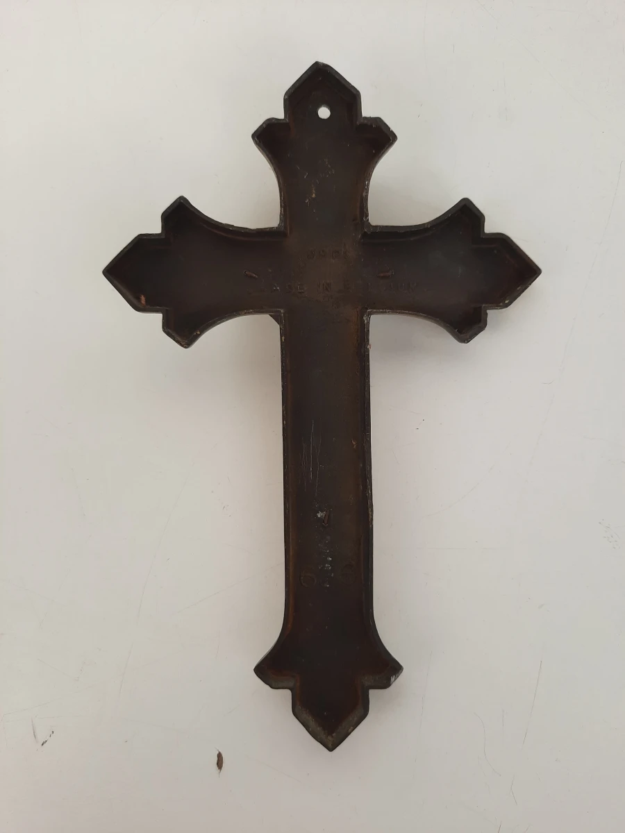 Antiek Koperen Wandkruis – JNPC Made in Belgium – Met IHS en INRI Symbolen