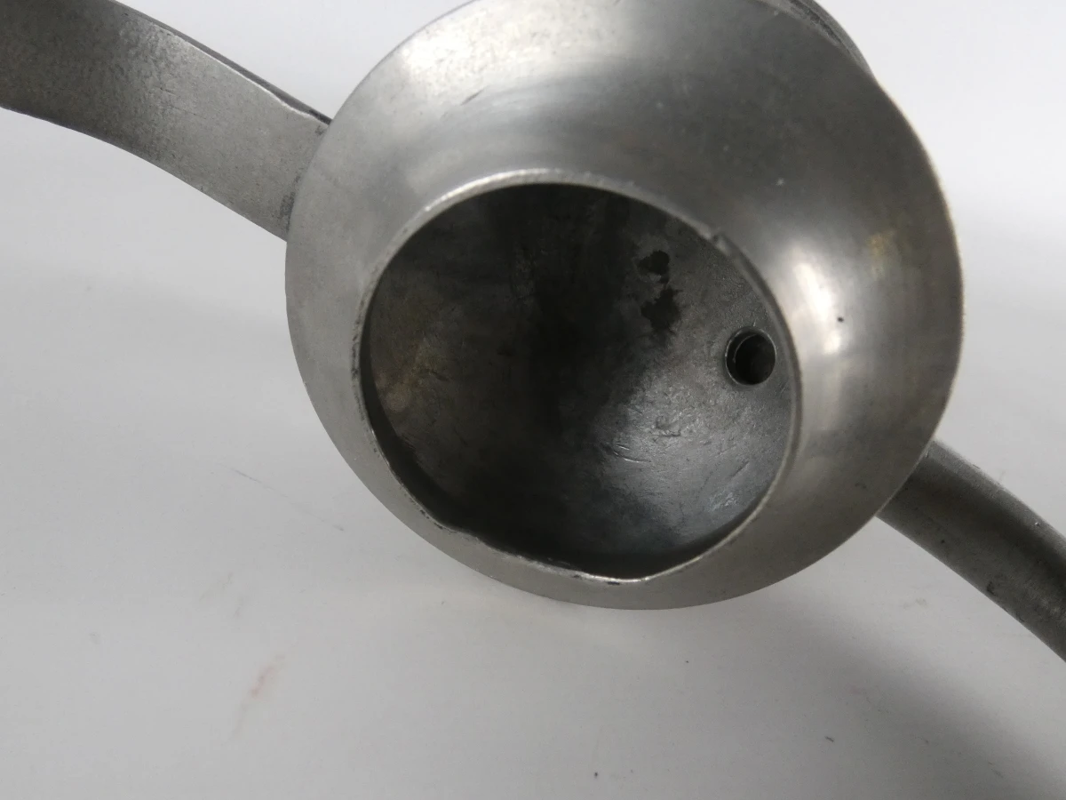 Set van 3 vintage tinnen olielampen met lonttrekker