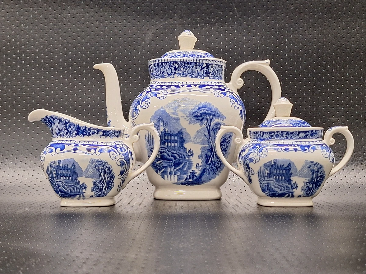 15 delig theeservies - Petrus Regout Maastricht - ‘Cambridge Blue’