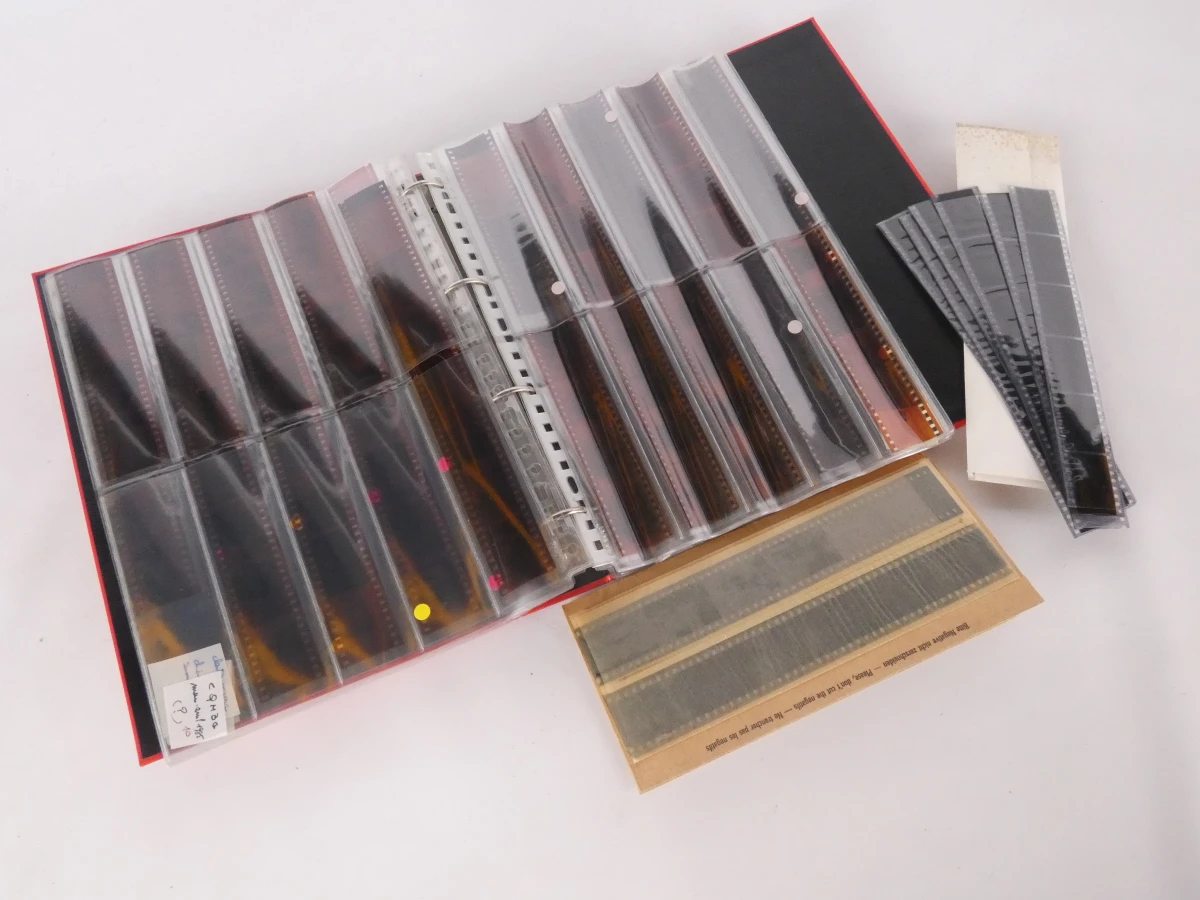 Set oude fotoalbums en documenten over bouw en waterwerken