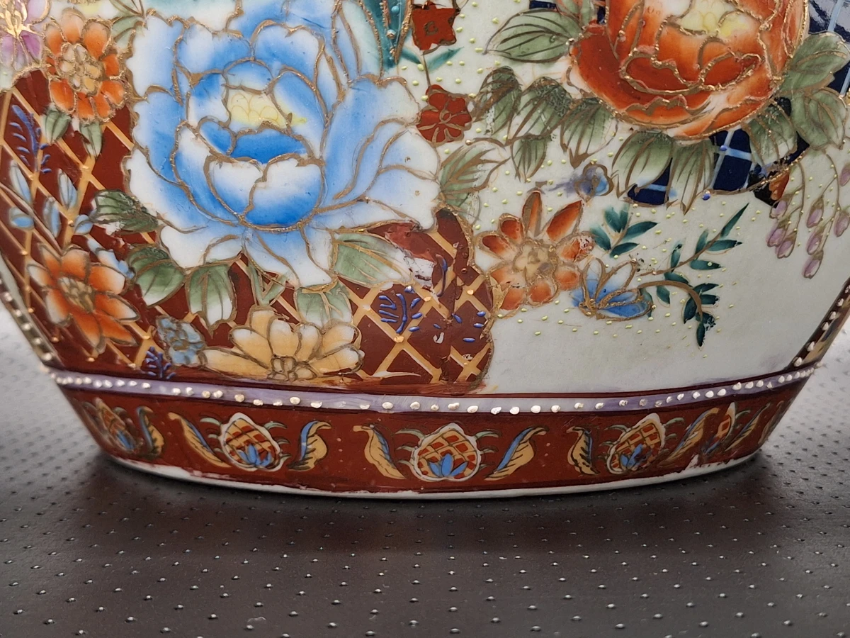 Prachtige Chinese porseleinen viskom – Rijke Imari- en Satsuma-invloeden