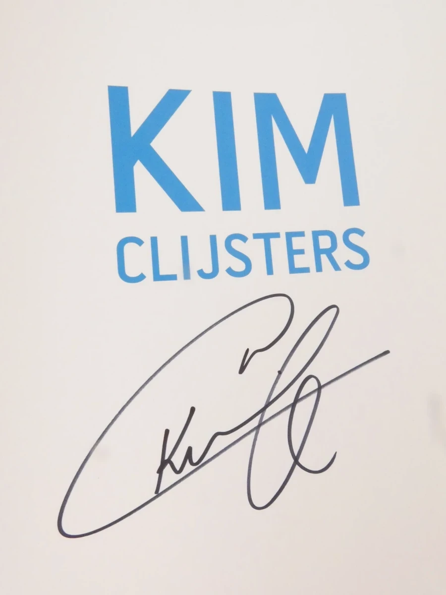 Boek over Kim Clijsters met handtekening