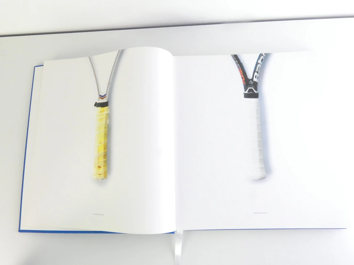 Boek over Kim Clijsters met handtekening