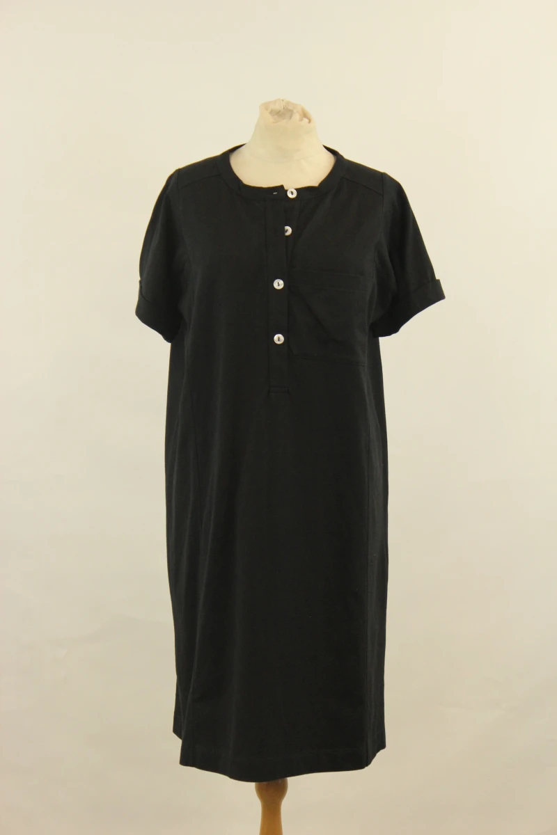 A.P.C. - zwarte oversized jurk met korte mouwen