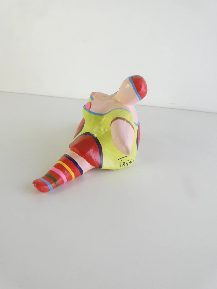 Kleurrijk papier-machébeeld - T. Wubbolt