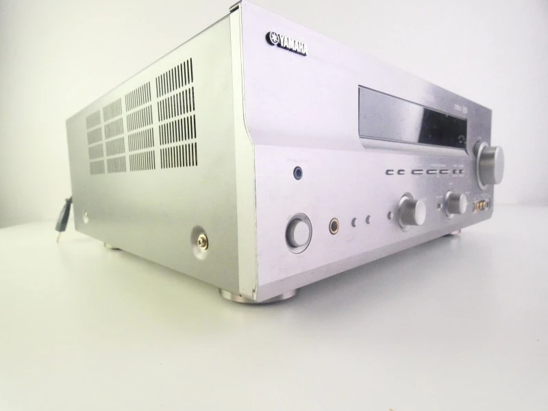 Yamaha RX-V657 AV-receiver