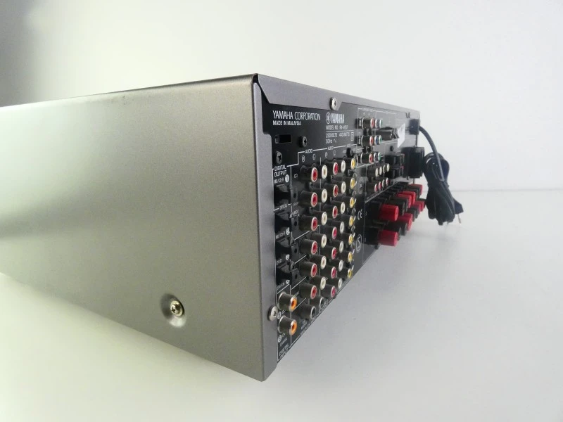 Yamaha RX-V657 AV-receiver