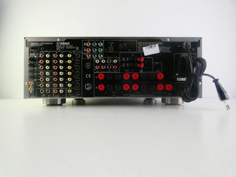 Yamaha RX-V657 AV-receiver