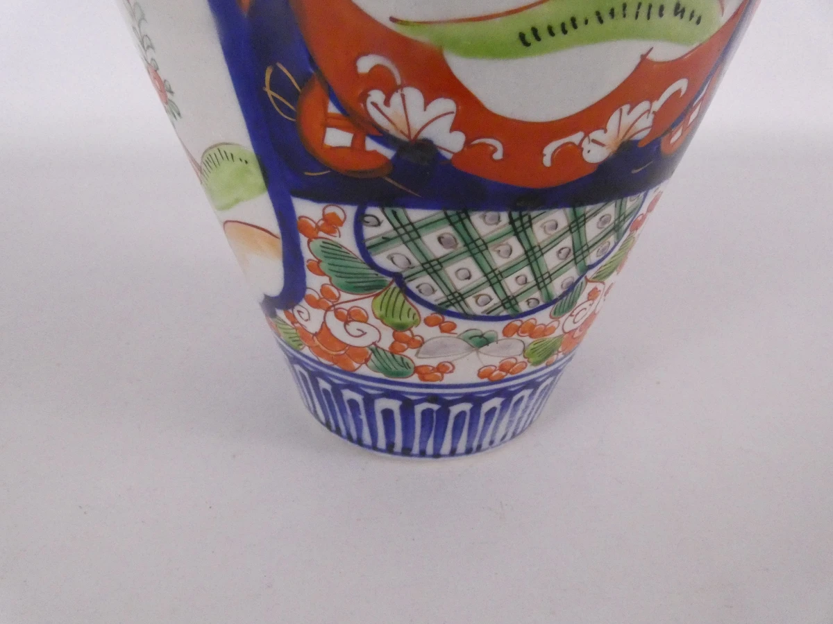 Decoratieve vintage vaas in Imari-stijl