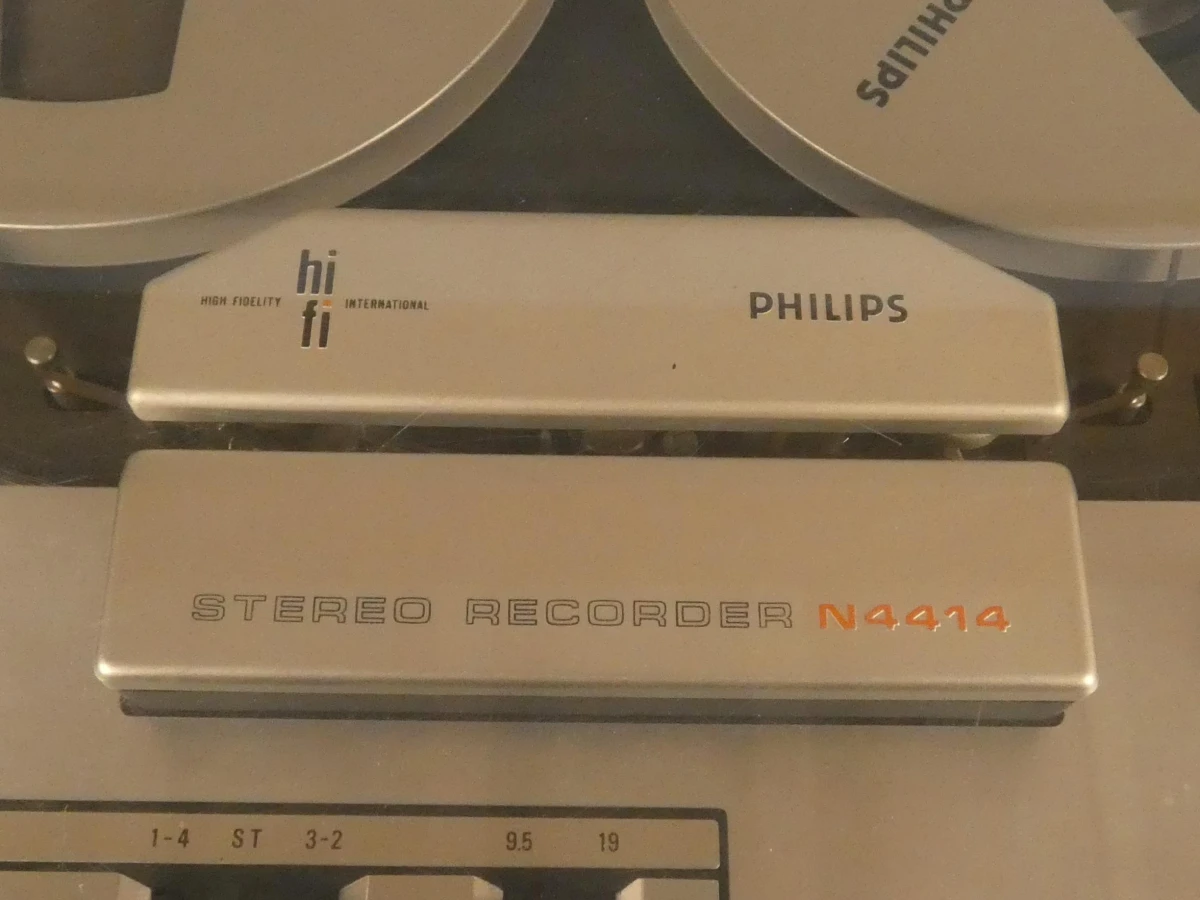 Philips N4414 stereo bandrecorder