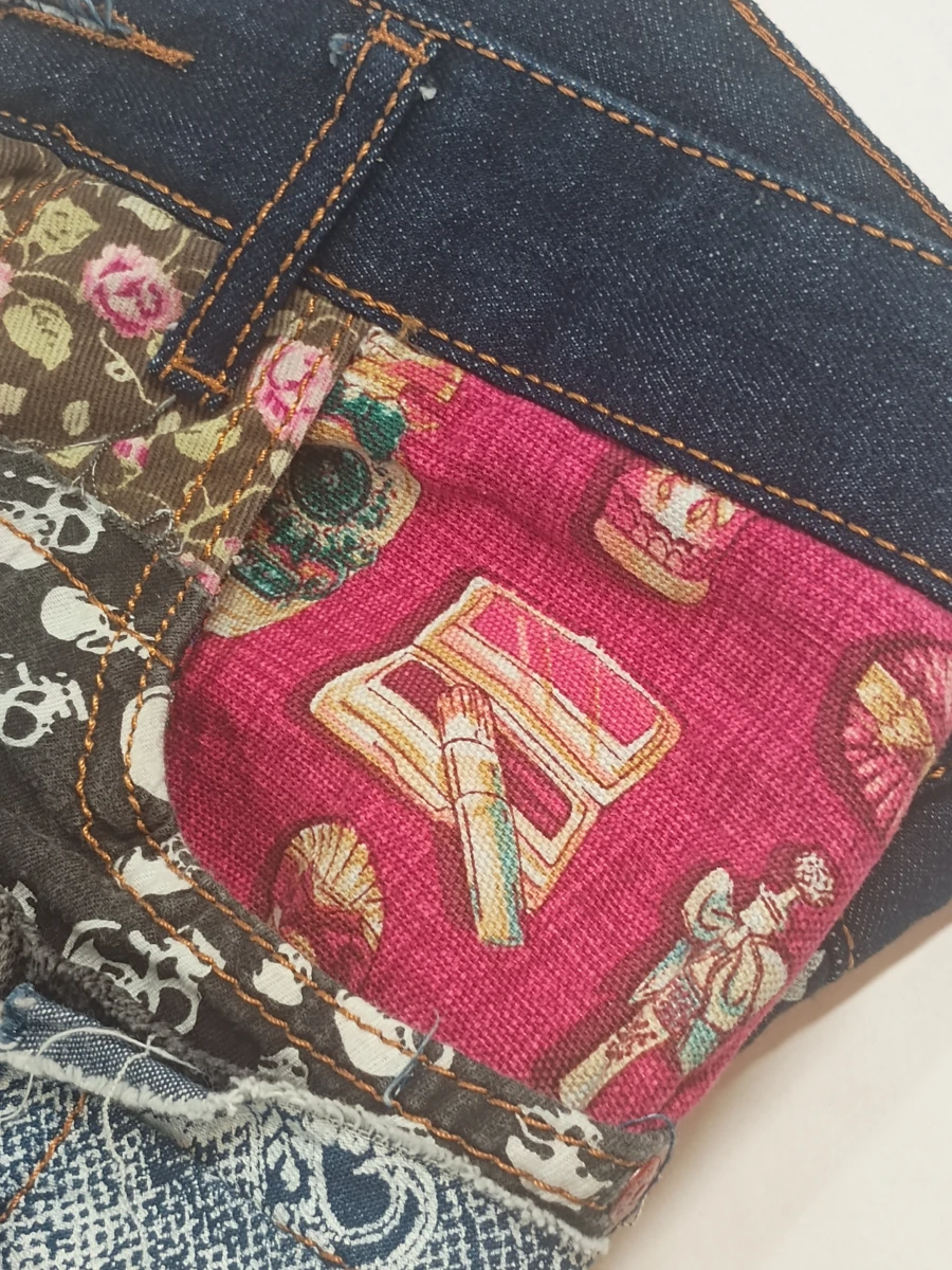 BiePa Jeans 1971 patchwork jeansbroek met diverse stoffen en prints