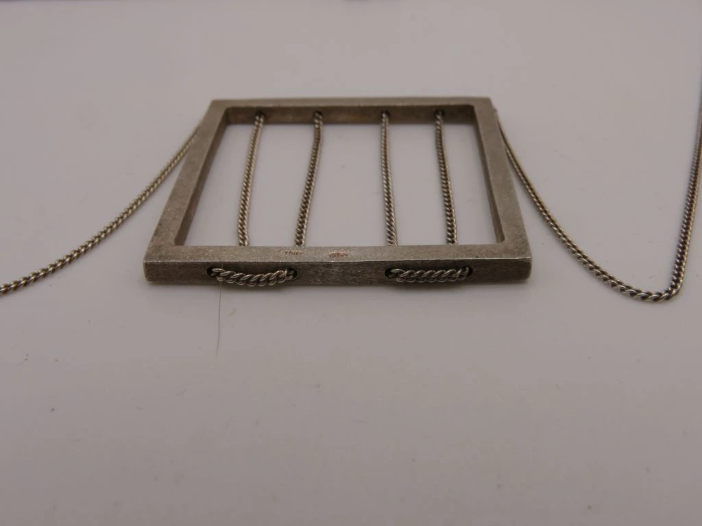 Zilveren hanger met ketting