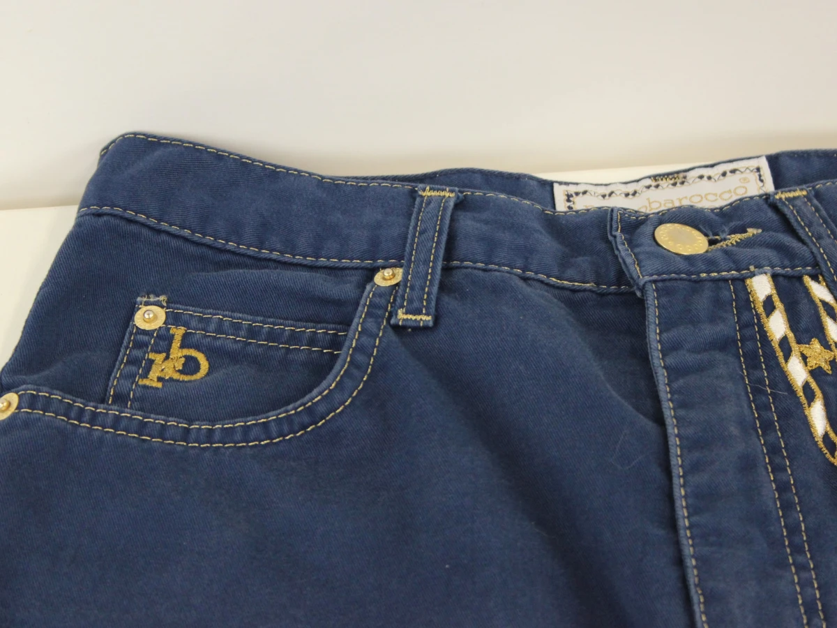 RoccoBarocco luchtige blauwe damesjeans met maritime borduursels
