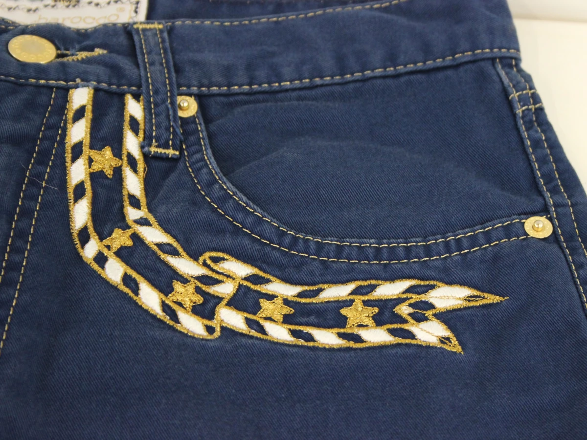 RoccoBarocco luchtige blauwe damesjeans met maritime borduursels