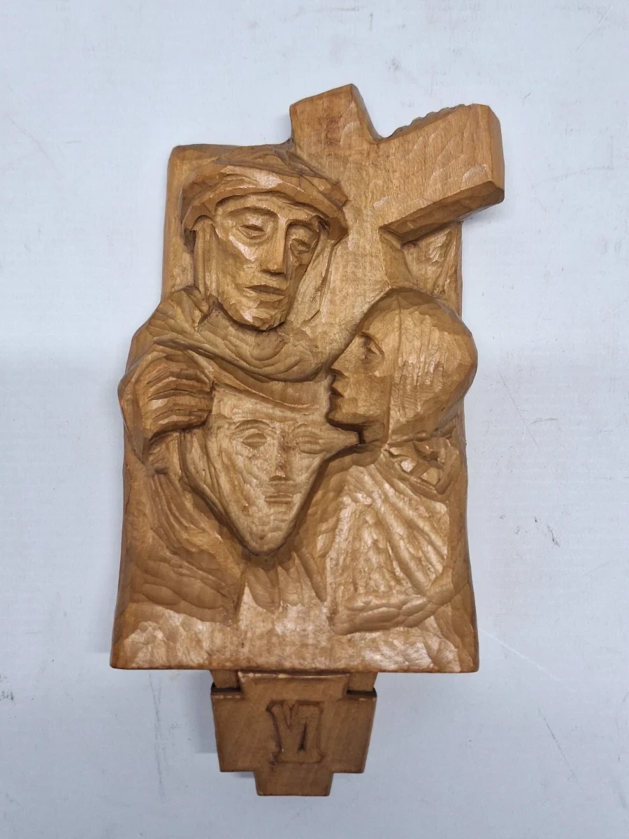 Prachtige hand gestoken houten kruiswegset uit Oberammergau - 14 staties