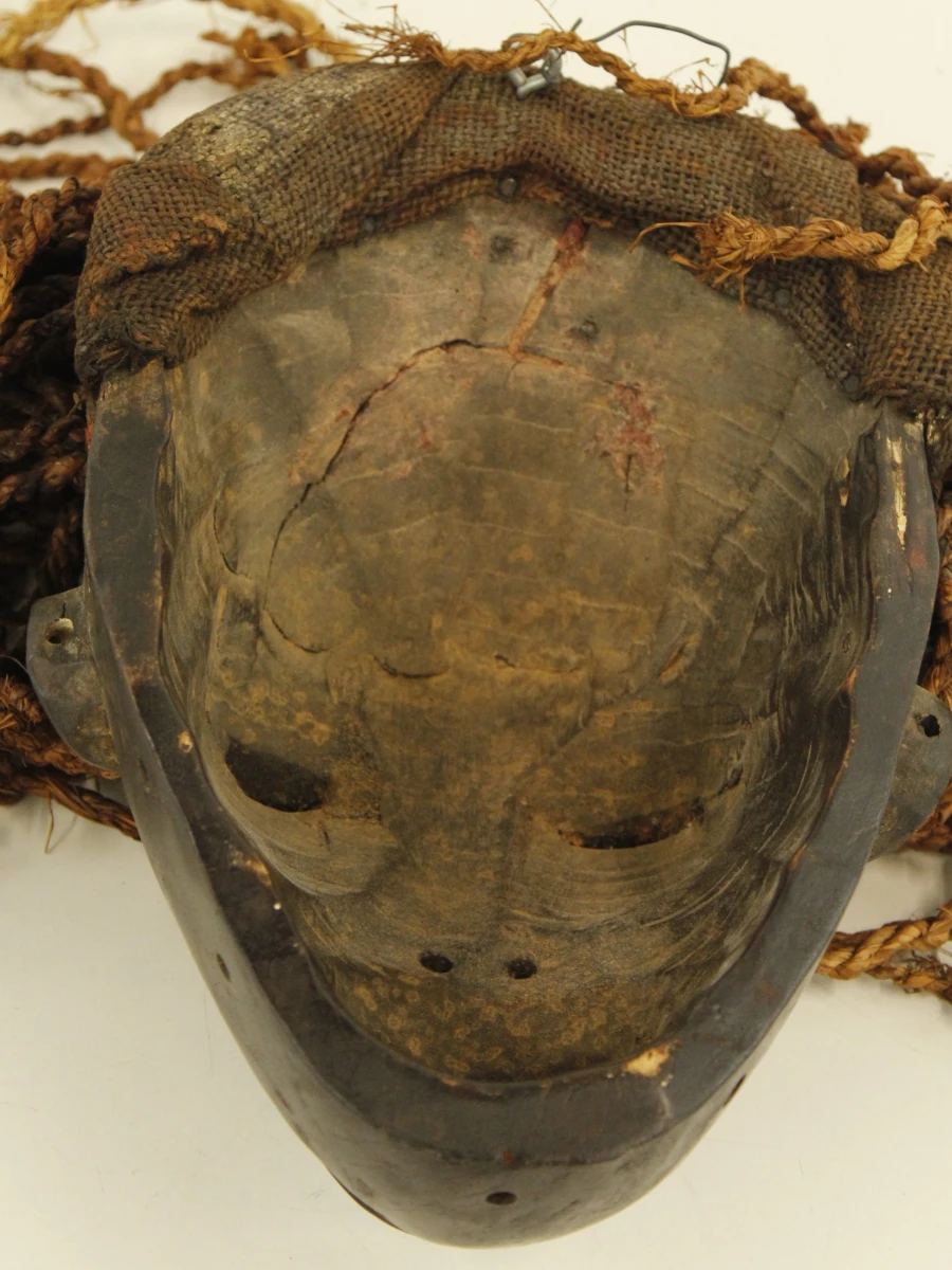 XL Chokwe Masker Mwana Pwo met hoofdtooi & vlechten