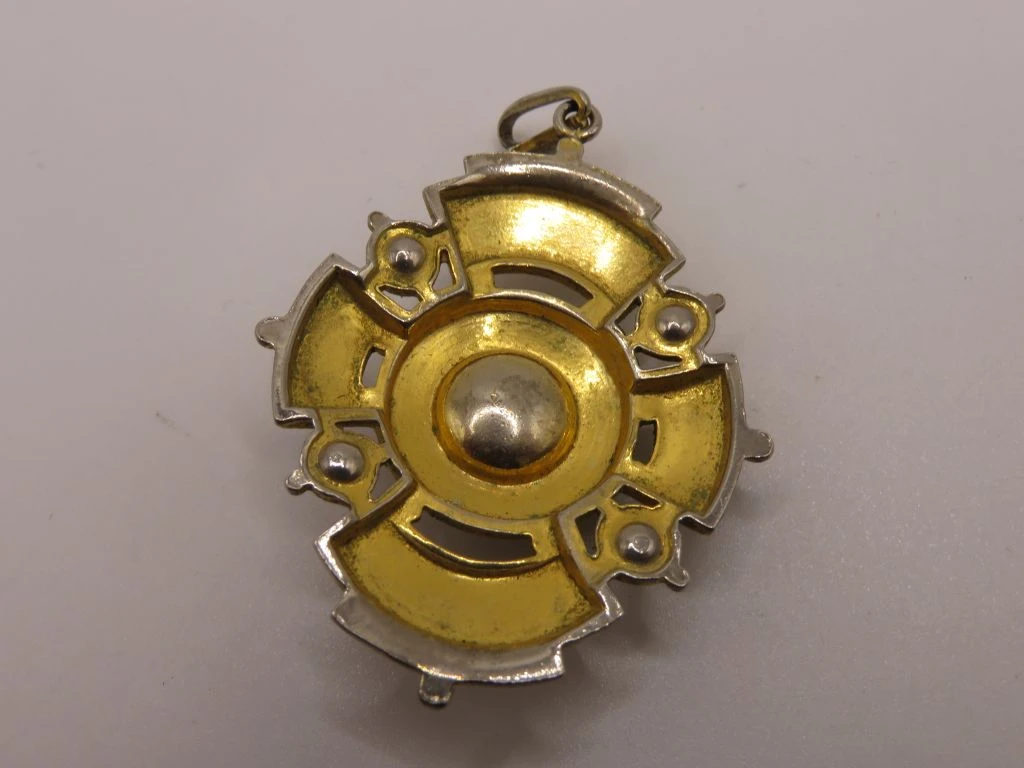 Toledo hanger met parelmoer en decoratieve patronen