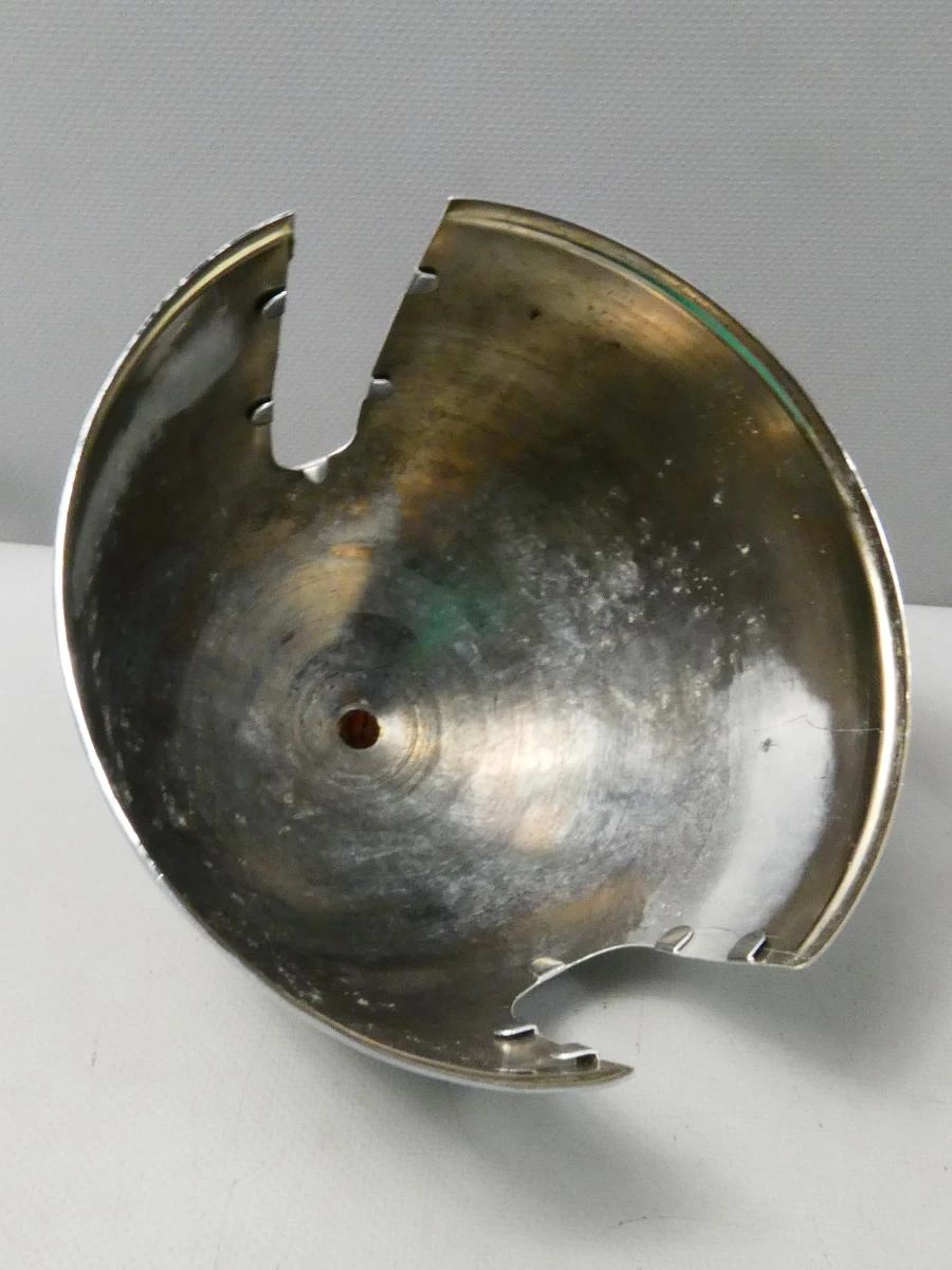 Vintage theepot met metalen deksel