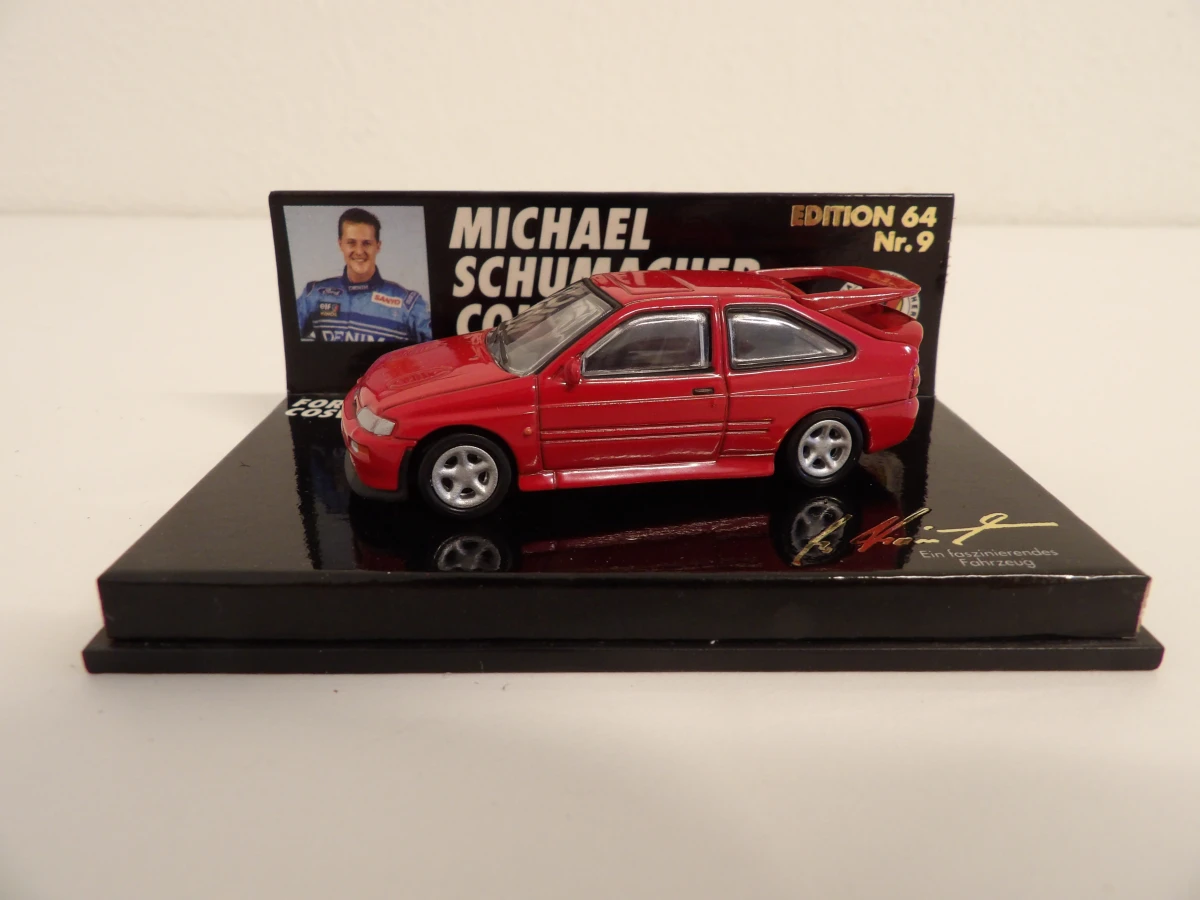 Michael Schumacher Collection miniatuur helm en modelauto set