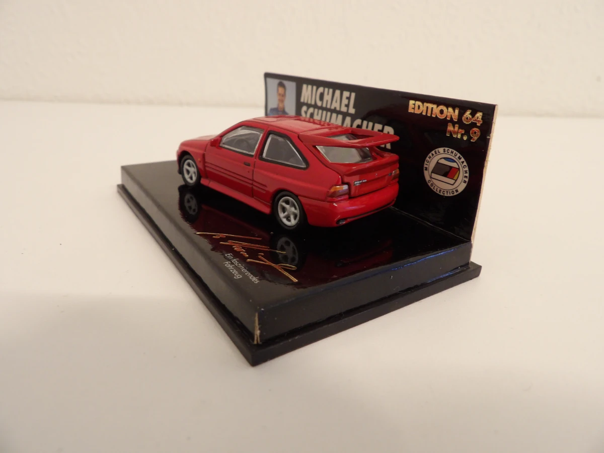 Michael Schumacher Collection miniatuur helm en modelauto set