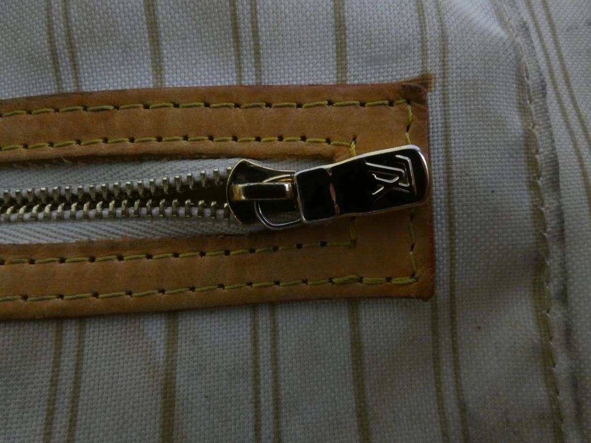 Louis Vuitton grote handtas met ruitpatroon en leren details