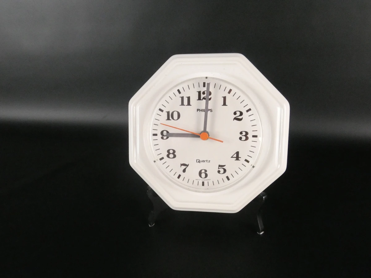 Wandklok Philips Quartz vintage wit