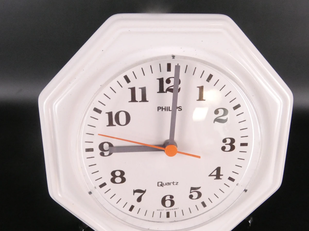 Wandklok Philips Quartz vintage wit