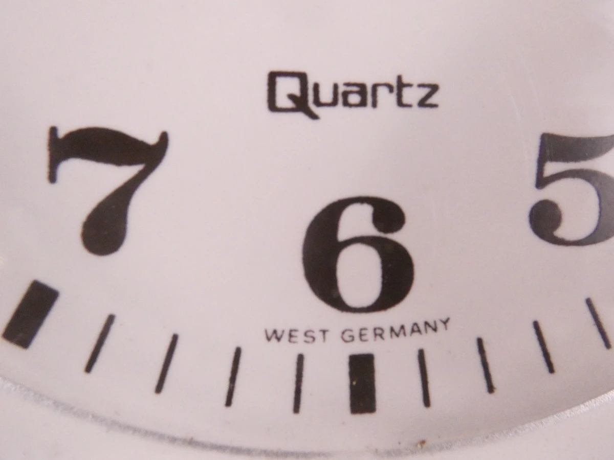 Wandklok Philips Quartz vintage wit