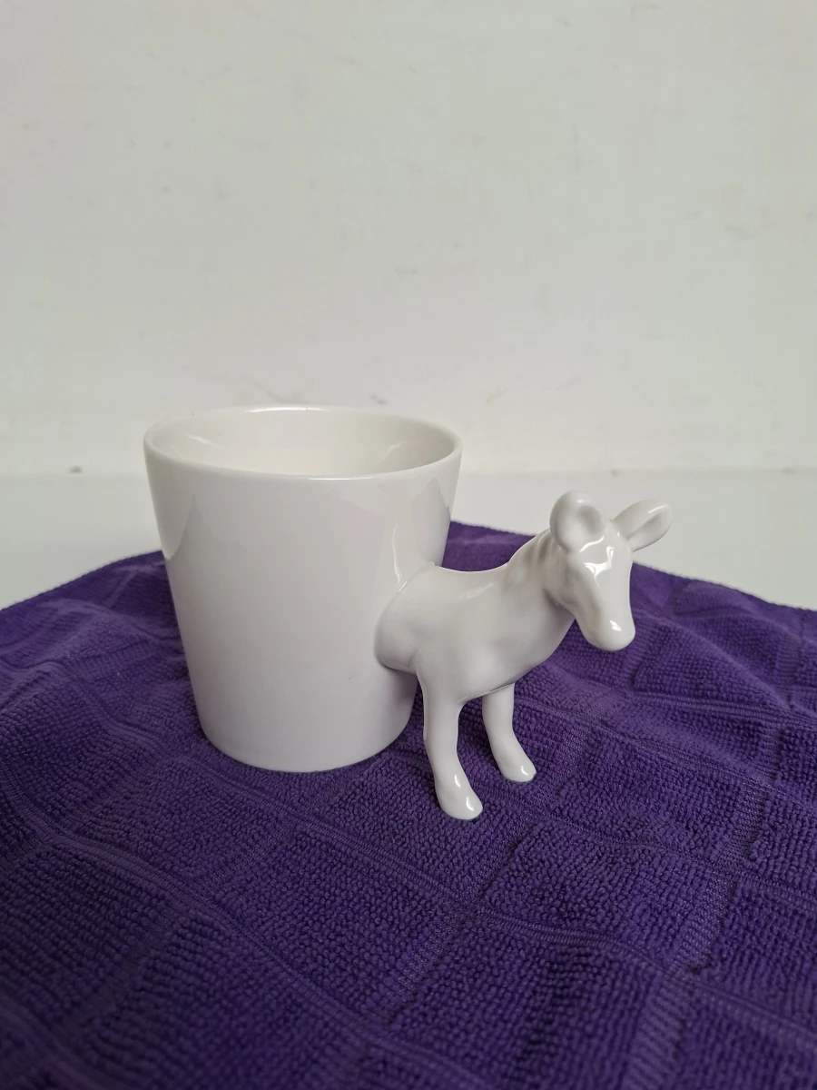 ☕ Unieke & Creatieve Porseleinen 3D Dierenmok – Ezel / Paardje