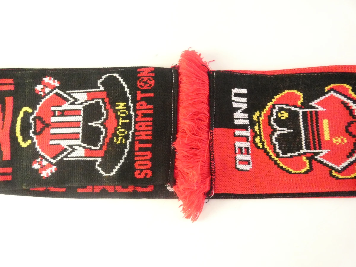 Manchester United pet en sjaal