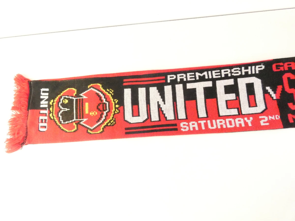 Manchester United pet en sjaal